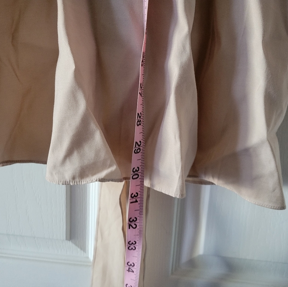 Twiice Zafara Nude Blouse Top NWT - Picture 8 of 9